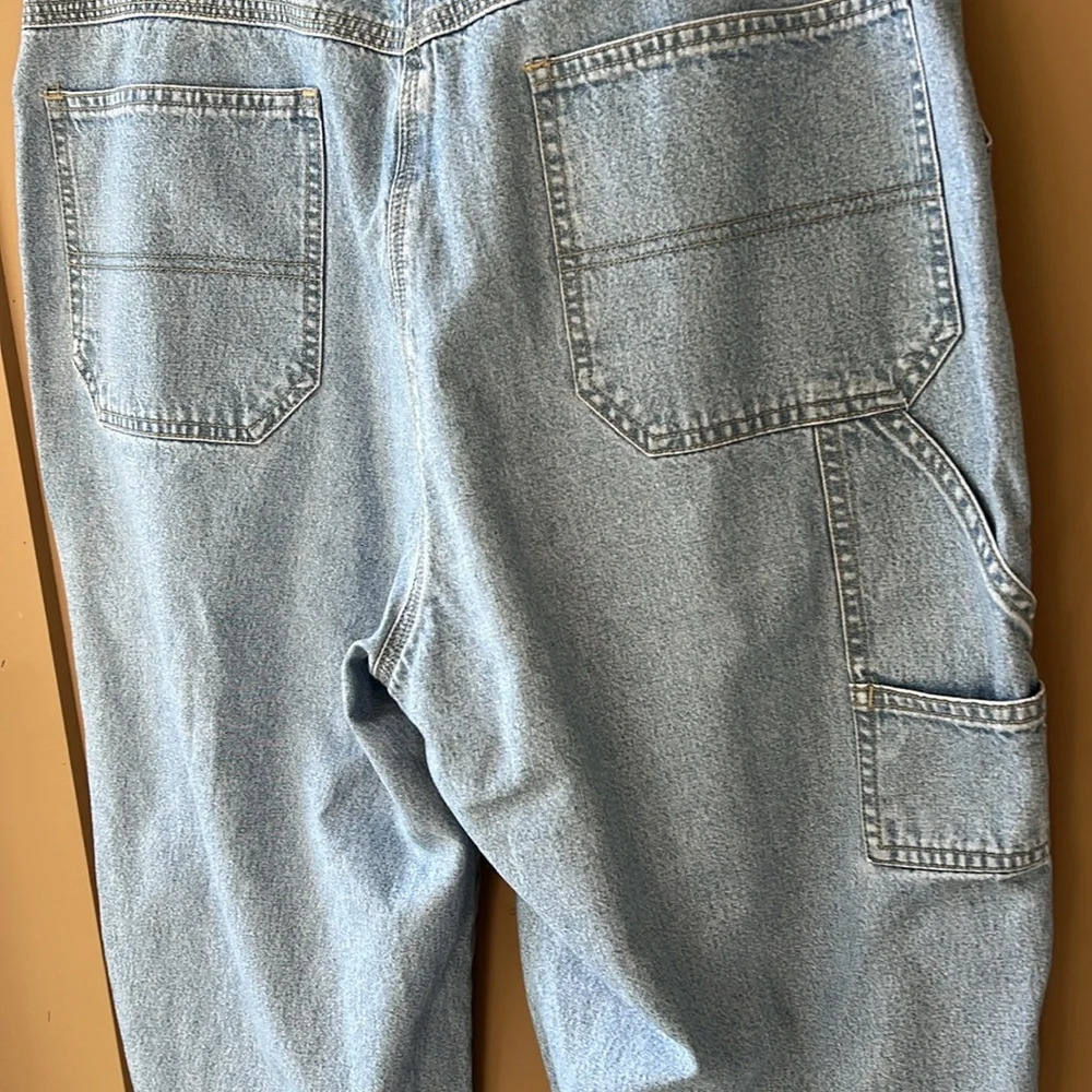 bill blass Light Blue Cropped Jeans - Picture 7 of 10